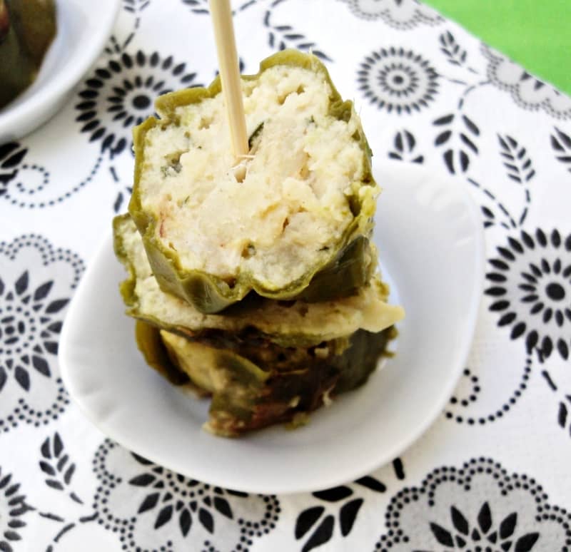 Pimientos rellenos de tortilla de bacalao bocado
