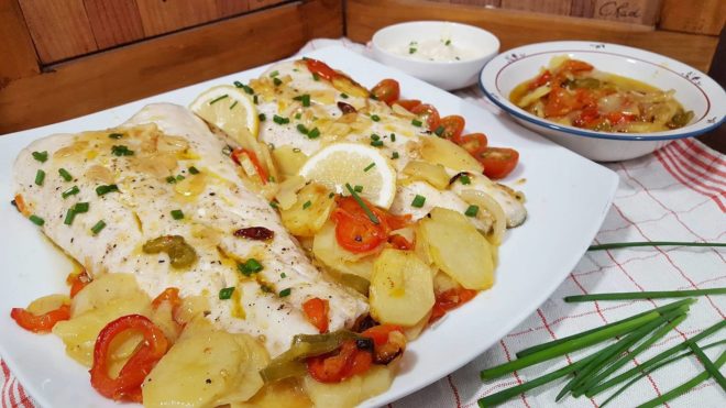Merluza-con-patatas-y-pimientos-menú semanal 5