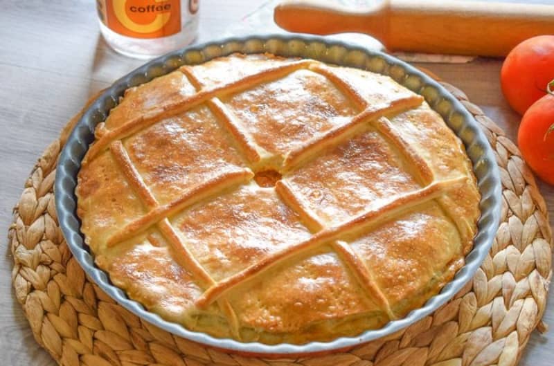 Empanada de atún con masa casera