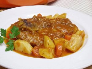 pierna-cordero-guisada recetas con tomate