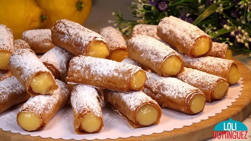 Canutillos con crema de limón