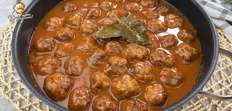 Albóndigas en salsa de pimientos