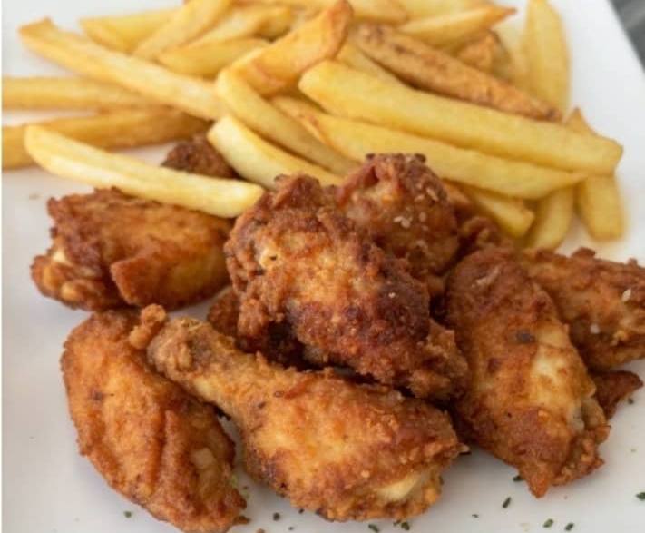 Alitas rebozadas crujientes y jugosas