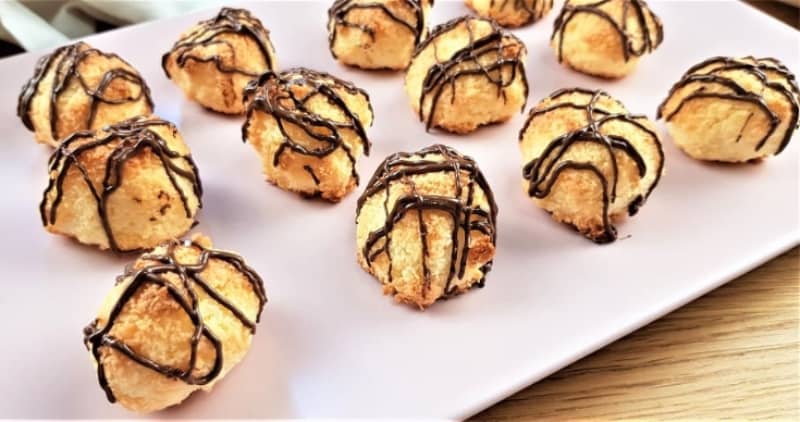 Coquitos o dulces de coco receta fácil