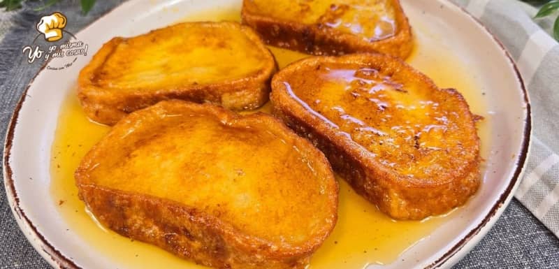 Torrijas con miel delicioso sabor