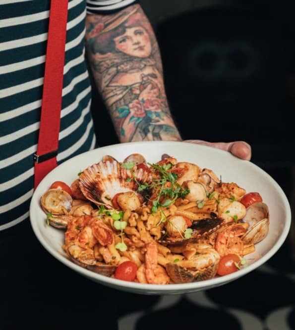 Cocina de alta mar en Barcelona los restaurantes que están poniendo el pescado